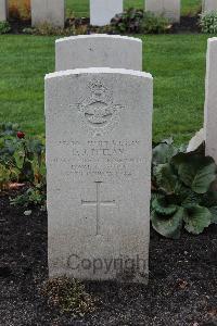 Berlin 1939-1945 War Cemetery - Phelan, Daniel John