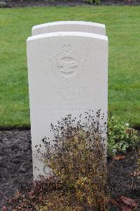 Berlin 1939-1945 War Cemetery - Pirie, David Leslie