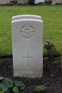 Berlin 1939-1945 War Cemetery - Porteous, Henry Mitchell