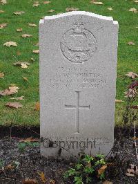 Berlin 1939-1945 War Cemetery - Poulter, G W