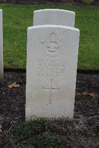 Berlin 1939-1945 War Cemetery - Palmer, Allan George
