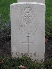 Berlin 1939-1945 War Cemetery - Palmer, Frank William