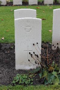 Berlin 1939-1945 War Cemetery - Parker, Richard Morgan