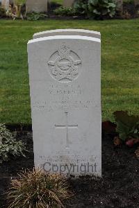 Berlin 1939-1945 War Cemetery - Parrott, Victor