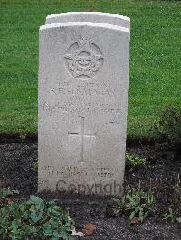Berlin 1939-1945 War Cemetery - Penalagan, Ronald Henry