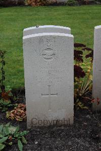 Berlin 1939-1945 War Cemetery - Perkins, Robert George