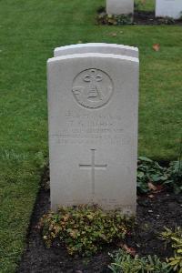 Berlin 1939-1945 War Cemetery - Pither, Thomas George