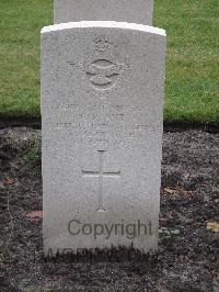 Berlin 1939-1945 War Cemetery - Plant, Clifford