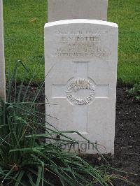 Berlin 1939-1945 War Cemetery - Potter, Edward Vivian