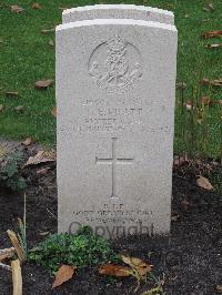 Berlin 1939-1945 War Cemetery - Pratt, George Edward