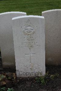 Berlin 1939-1945 War Cemetery - Prust, Harold