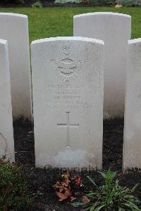 Berlin 1939-1945 War Cemetery - Read, Graham