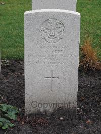 Berlin 1939-1945 War Cemetery - Reed, James William