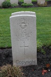 Berlin 1939-1945 War Cemetery - Robinson, Alan Kenneth