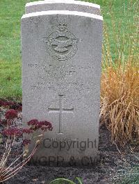 Berlin 1939-1945 War Cemetery - Reed, Norman George