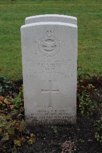 Berlin 1939-1945 War Cemetery - Reilly, Francis Patrick