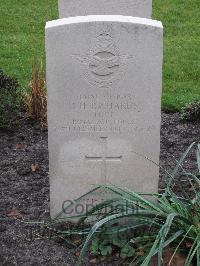 Berlin 1939-1945 War Cemetery - Richards, John Henry