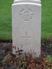Berlin 1939-1945 War Cemetery - Robinson, Donald Alfred