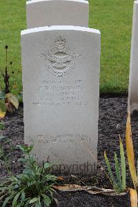 Berlin 1939-1945 War Cemetery - Robinson, Eric Raymond