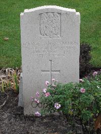 Berlin 1939-1945 War Cemetery - Salmon, George James