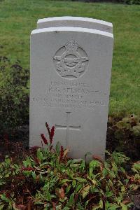 Berlin 1939-1945 War Cemetery - Selman, Robert Gilroy