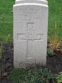 Berlin 1939-1945 War Cemetery - Senior, Wilfred