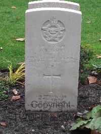 Berlin 1939-1945 War Cemetery - Sloan, William Russell