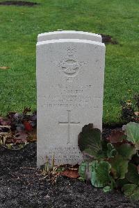 Berlin 1939-1945 War Cemetery - Smith, Donald