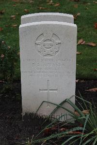 Berlin 1939-1945 War Cemetery - Spencer, Francis Arthur