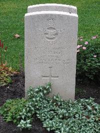 Berlin 1939-1945 War Cemetery - Starr, John Reginald