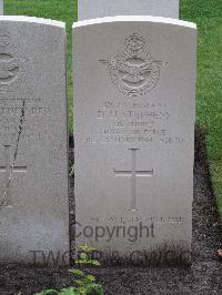 Berlin 1939-1945 War Cemetery - Stephens, Donald Henry