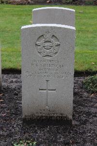 Berlin 1939-1945 War Cemetery - Stillinger, Roy Edward