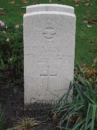 Berlin 1939-1945 War Cemetery - Stokes, Donald Joseph