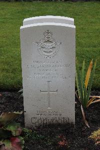 Berlin 1939-1945 War Cemetery - Stringfellow, John Michael