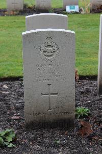 Berlin 1939-1945 War Cemetery - Stuart, Richard