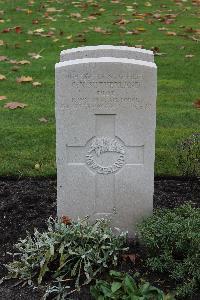 Berlin 1939-1945 War Cemetery - Sutherland, Owen Kenneth