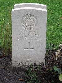 Berlin 1939-1945 War Cemetery - Symons, Cecil George Charles