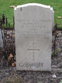 Berlin 1939-1945 War Cemetery - Thomas, Craig Steven
