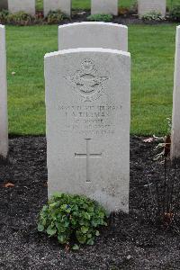 Berlin 1939-1945 War Cemetery - Thomas, John Alfred