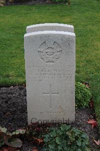 Berlin 1939-1945 War Cemetery - Troman, John Lewis