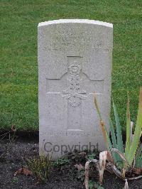 Berlin 1939-1945 War Cemetery - Talbot, C D