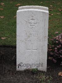 Berlin 1939-1945 War Cemetery - Taylor, Jesse