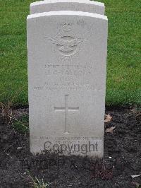 Berlin 1939-1945 War Cemetery - Taylor, John Gordon