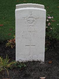 Berlin 1939-1945 War Cemetery - Thomas, Joseph Edmund