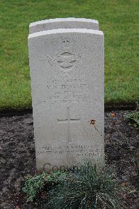 Berlin 1939-1945 War Cemetery - Trayler, Victor Nelson