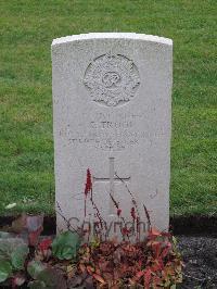 Berlin 1939-1945 War Cemetery - Troop, Charles