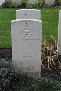 Berlin 1939-1945 War Cemetery - Wadsworth, Joseph