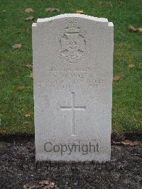 Berlin 1939-1945 War Cemetery - Walsh, R M
