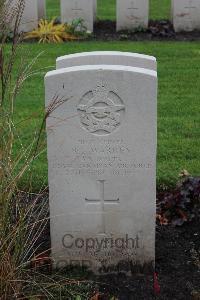 Berlin 1939-1945 War Cemetery - Warren, Reginald Lloyd