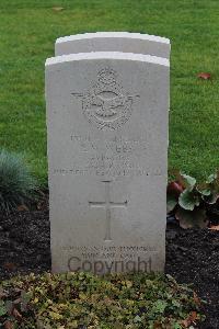 Berlin 1939-1945 War Cemetery - Webb, Richard William